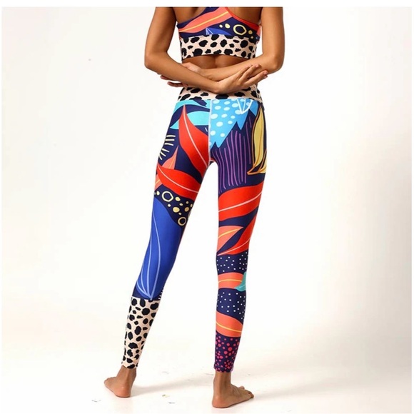 Like new Loony Legs Floral Leggings "Animal Leaves" Blue/Orange/Green - Picture 3 of 9